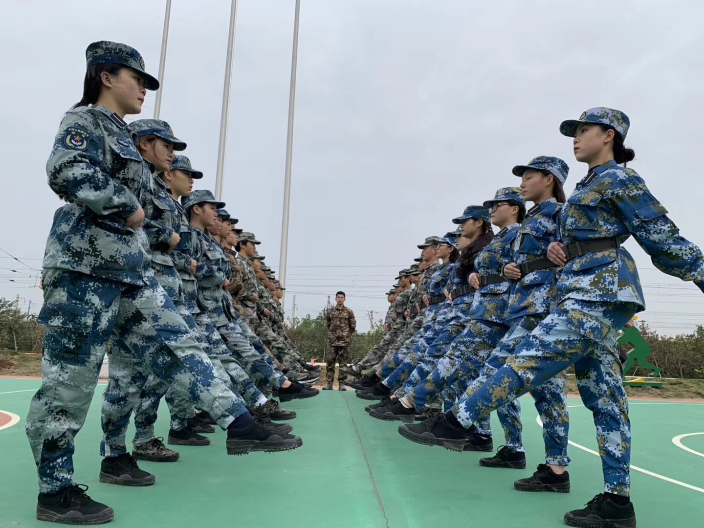 B体育网站登录国旗护卫队