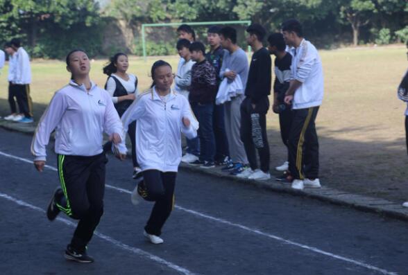 B体育网站登录成功举办第九届秋季运动会